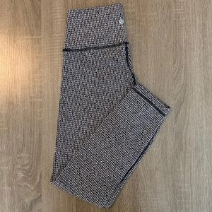 Lululemon High Times Pant Teeny Tooth size 6
